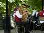  joueur de tuba, jardin du Luxembourg